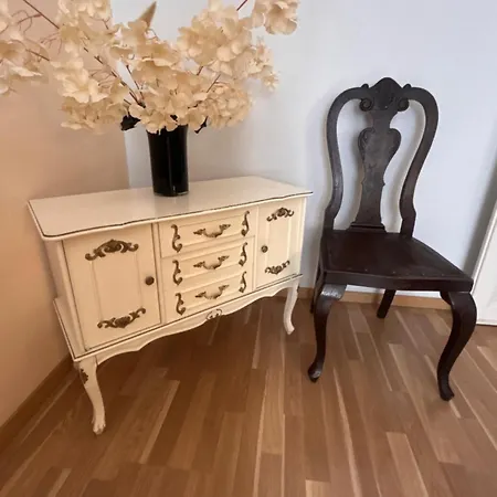 Super Old Town Apartment